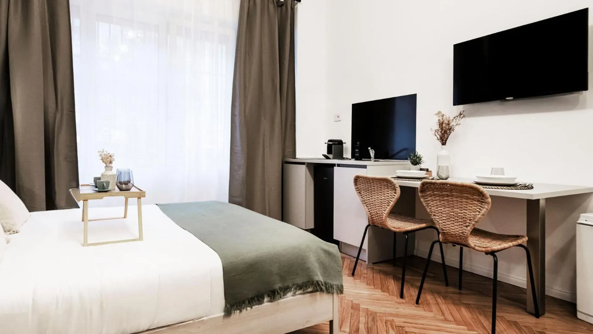 Easylife - Cav101 Elegante Mono Con Jacuzzi In Centrale Милан Апартаменты